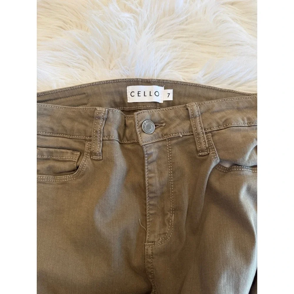 Cello dark olive